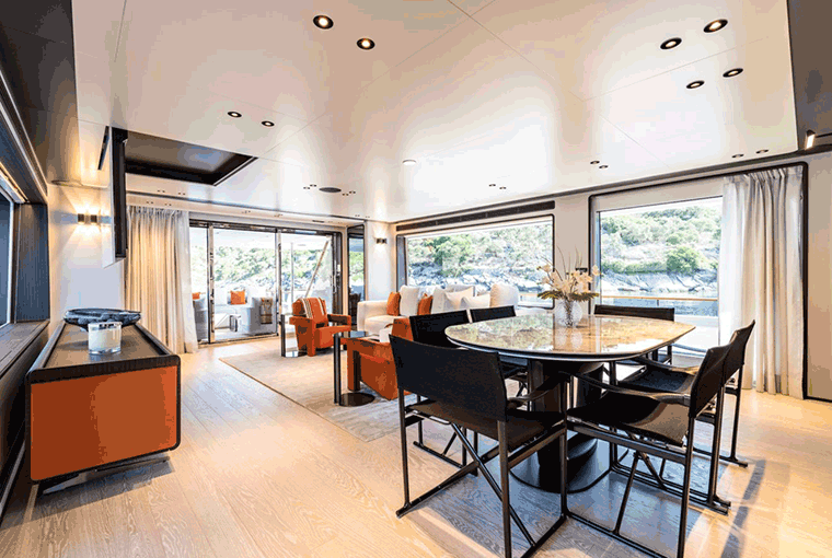 Custom Line Navetta 30